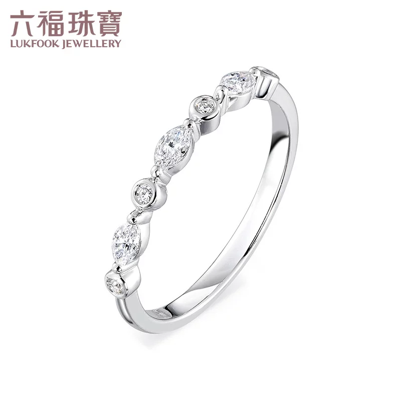 六福珠宝 Geometric wedding ring, simple and elegant design, 750 sample gold