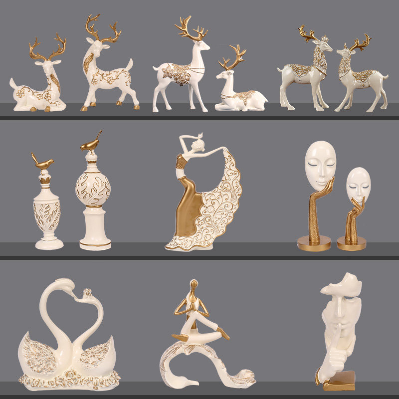 Nordic White Living Room Wine Cabinet Decorations Swing Pieces A Chasidic Deer TV Cabinet Creative Pendulum Craftsmanship Light Extravagant