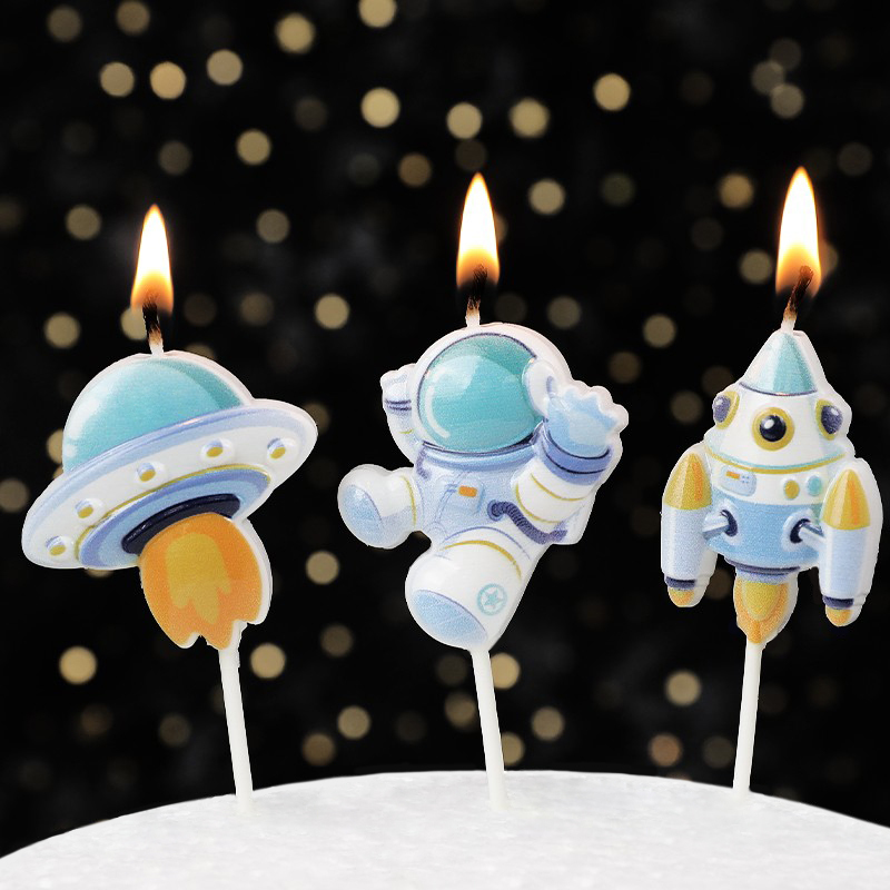 Golden Astronaut Series Candle Boy Party Birthday Cake Decoration Spaceship Soft Plastic Cartoon Insert