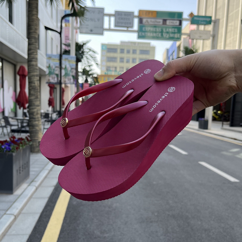 Stevesam High-Heeled Flip-Flops for Women, Summer Outdoor Wear, Rubber Thick-Soled, Fashionable, Non-Slip Wedge-Heeled Beach Flip-Flops