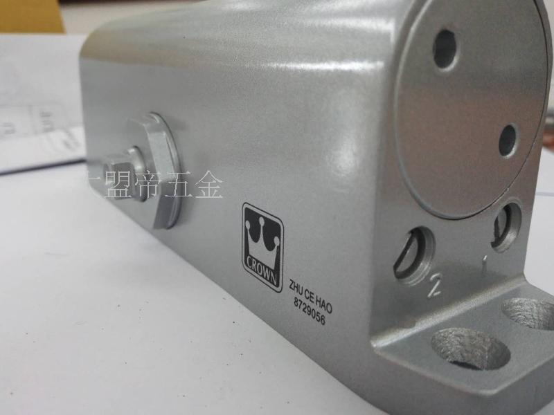 CROWN Crown behind closed doors 061 Not positioning hydraulic buffer shutters No stop door closed door closed door closed