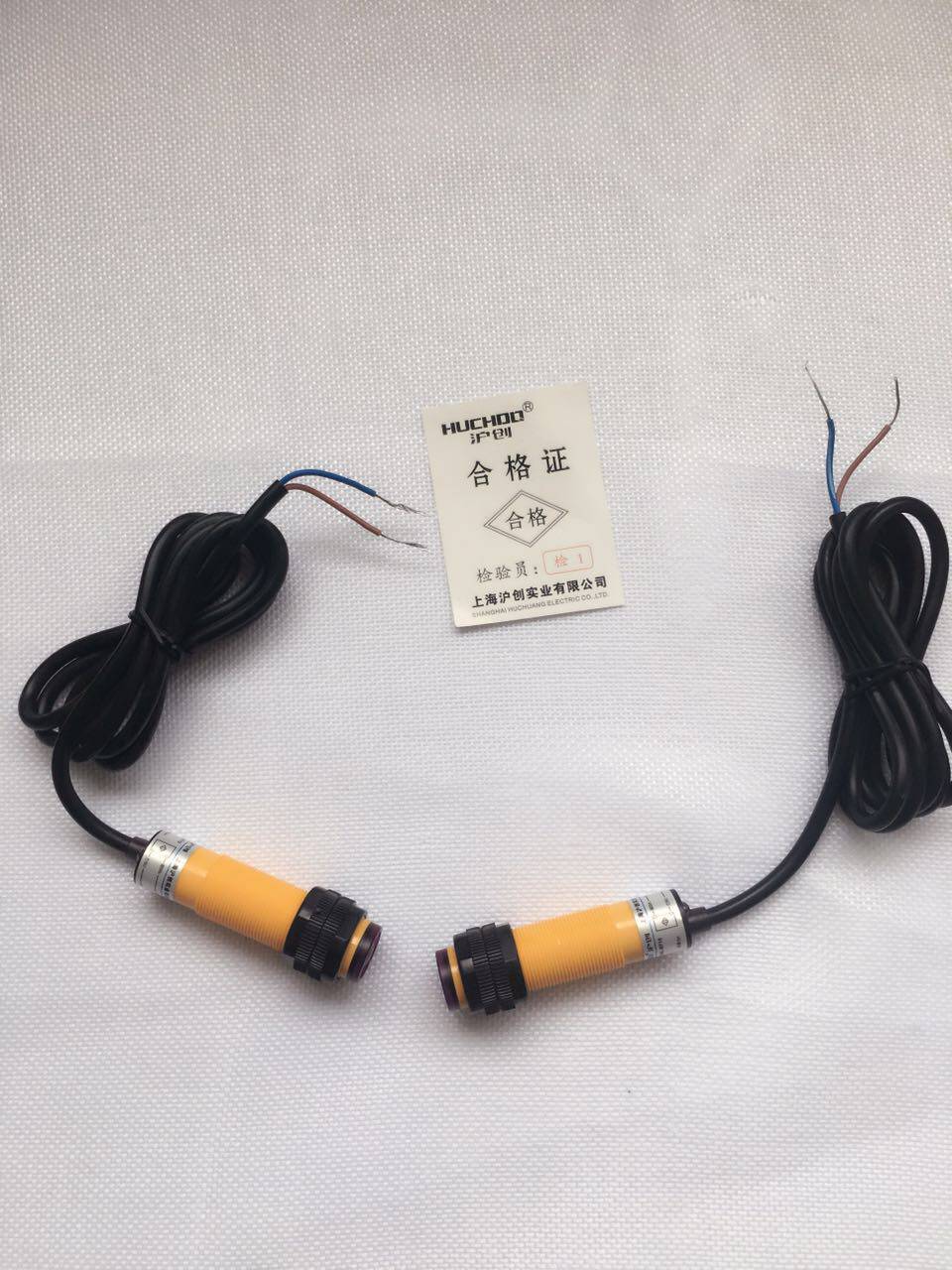 Factory direct sales infrared photoelectric switch E3F-5DY1-5LY a set of AC normally open