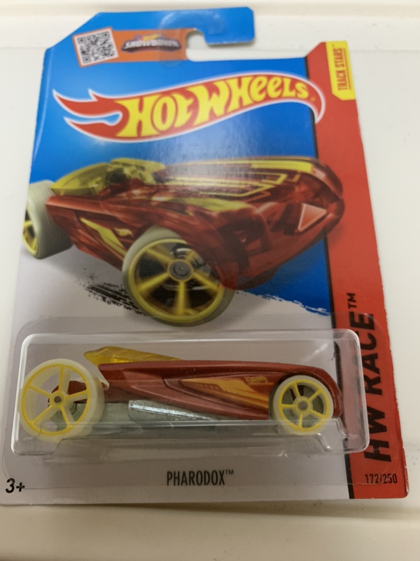 2015 Hot Wheels Hot Rod Sports Car Pharodox 172/250 (Glow-In-The-Dark) 2015 Hot Wheels Hot Rod Sports Car Pharodox 172/250 (Glow-In-The-Dark)