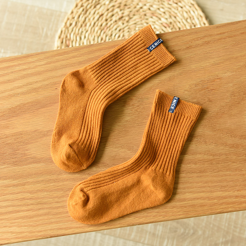 Trẻ em vớ cotton ống Bé trai và bé gái vớ màu rắn Thoải mái thoáng mát Mùa thu phong cách mới tất bé trai 6 tuổi