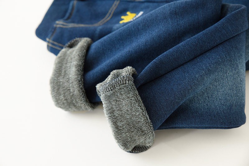 Trẻ em mềm mại và ấm áp cộng với quần jean giả nhung quần legging ấm mùa đông yếm jean cho bé gái