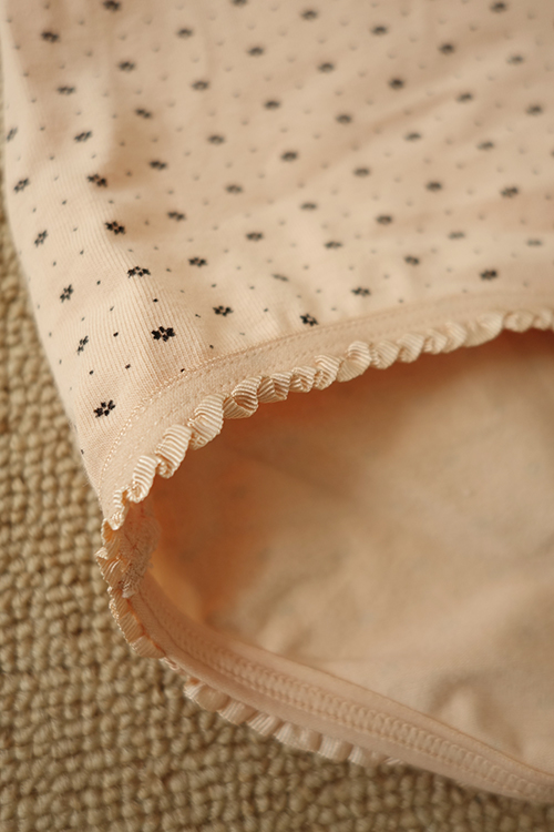 Gái xinh, đồ lót nữ, độ co giãn cao, thoải mái, góc phẳng, eo cao, ren, cotton, đóng hộp, 2 túi, T quần sịp