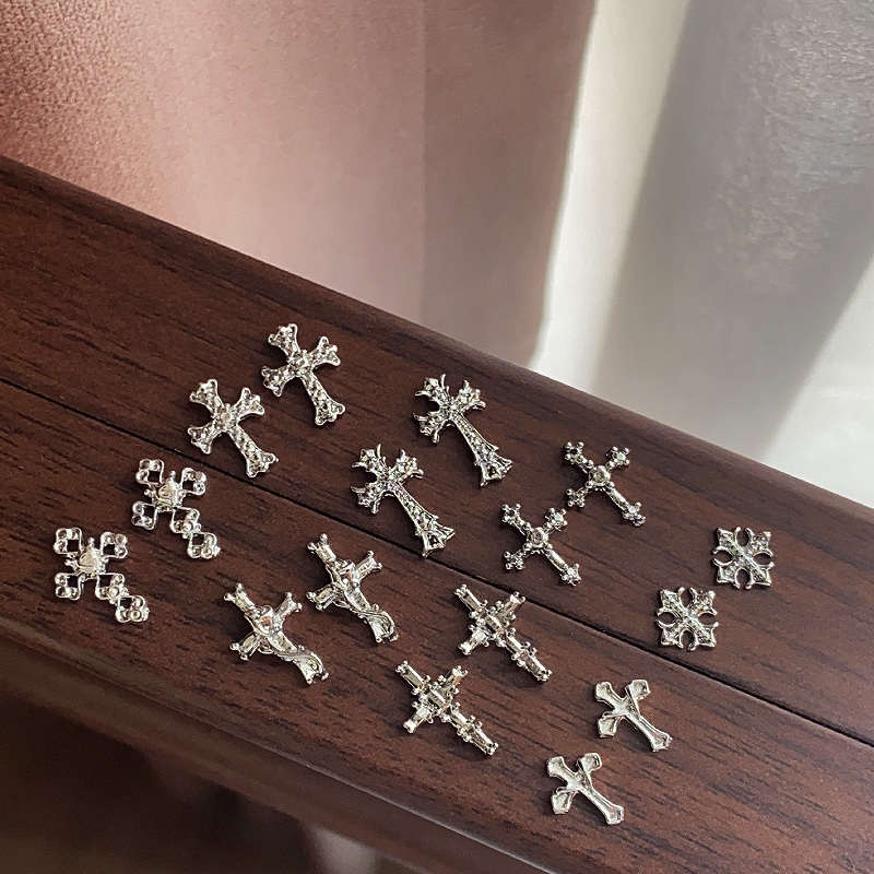 2025 New Nail Art Metal Cross Ornaments Alloy Hot-Selling Silver-Gray Retro Punk Accessories for Nails ins