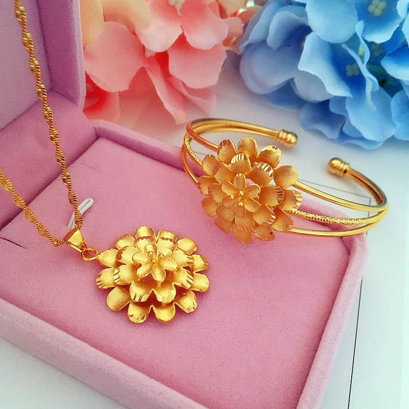 Mới mô phỏng vòng tay vàng cát nữ đám cưới cô dâu mờ hoa vòng tay khai mạc gió quốc gia 24K vòng tay mạ vàng vòng tay ngọc trai