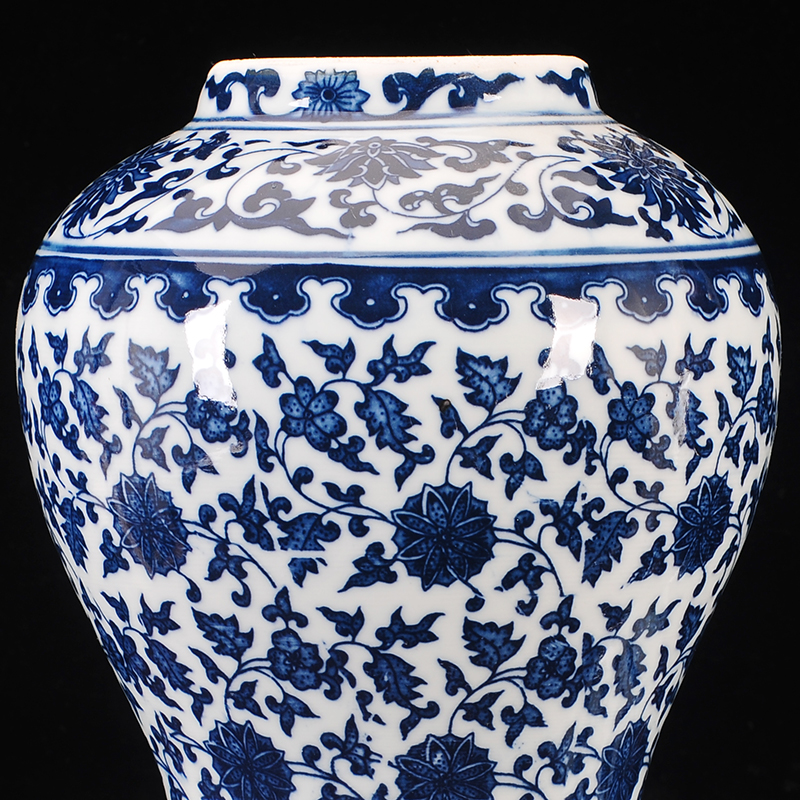 Jingdezhen ceramic ware antique blue and white TV ark, general tank storage tank handicraft furnishing articles furnishing articles vase