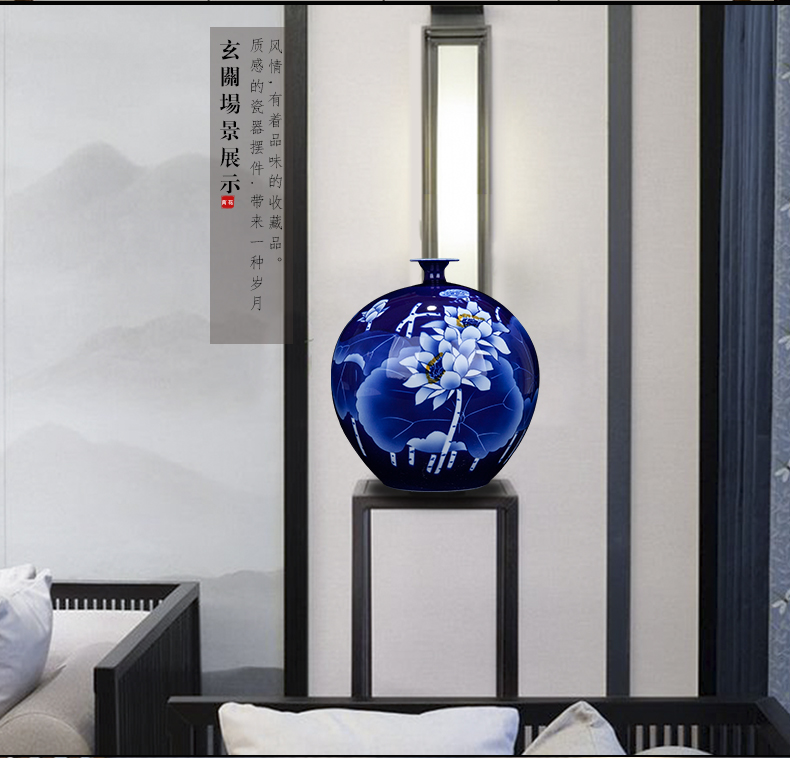 Jingdezhen ceramic new Chinese blue and white porcelain lotus place to live in the sitting room porch decoration porcelain vase decoration