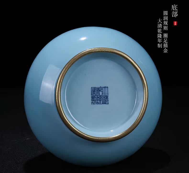 Jingdezhen ceramic creative I and contracted bottle vase garlic furnishing articles sitting room adornment household flower arrangement