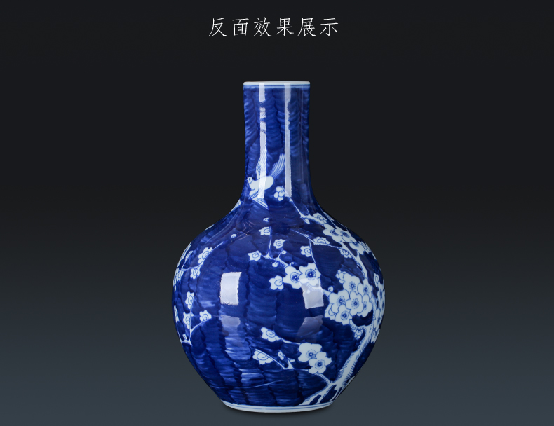 The New Chinese blue and white porcelain of jingdezhen ceramic flower arranging ice name plum bottle decoration place to live in the sitting room porcelain arts and crafts