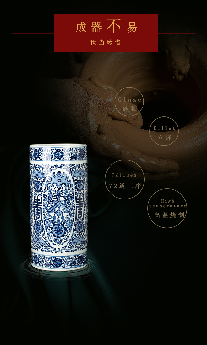 The New Chinese blue and white porcelain of jingdezhen ceramics live long and proper cap tube bottle arranging flowers, vases, decorative crafts