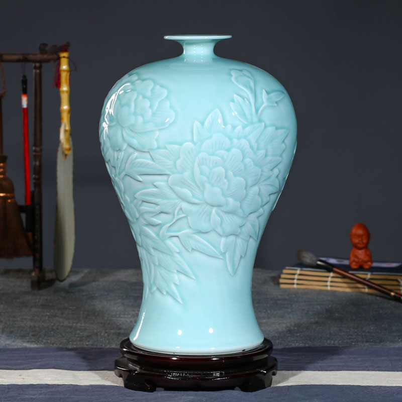 Jingdezhen ceramics flower vase creative flower implement the sitting room of Chinese style household soft adornment furnishing articles northern Europe