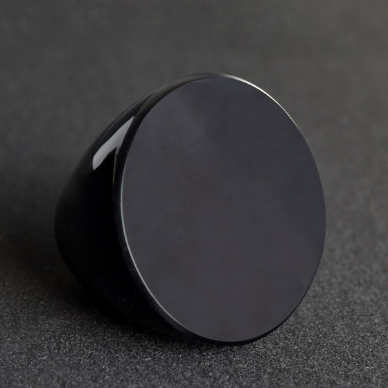 Obsidian 상단 양식 장신구 평평한 바닥 계란 모양의 복숭아 꽃 피치 상단 음 Qiao 상단 음 Qiao 상단 Yang Stone Top Yin Qiao Top Yin Stone Top Yin Stone
