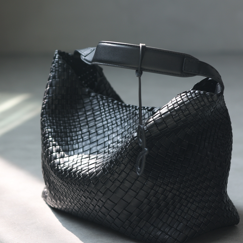 Jazz Xiaoqiang | Love at First Sight | Handmade Woven Large Bag, Versatile Commuter Bag, Large Capacity Tote Bag for Women