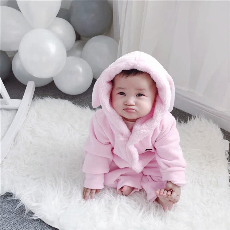 Quần áo màu đỏ cho bé mùa đông nam và nữ bé dễ thương kiểu dáng quần áo động vật dính liền quần áo nhung romper chó năm bodysuit bé trai 0-24 tháng
