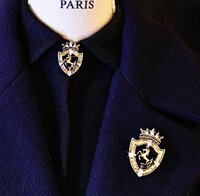 Personalized trendy men's suit crown brooch Korean retro shield horse badge brooch host small pin buckle accessories