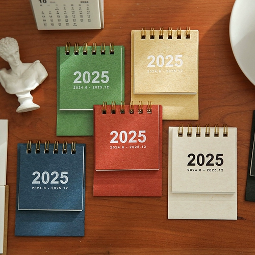 Маленькая жизнь не переворачивается INS Style 2025 Простой мини -календарь ретро простые настольные календарь Маленькие украшения