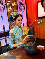 Creation section town shop treasure tired silk flowers wire inlay embedded beads Wufeng dian Palace museum treasures recovery queen crown