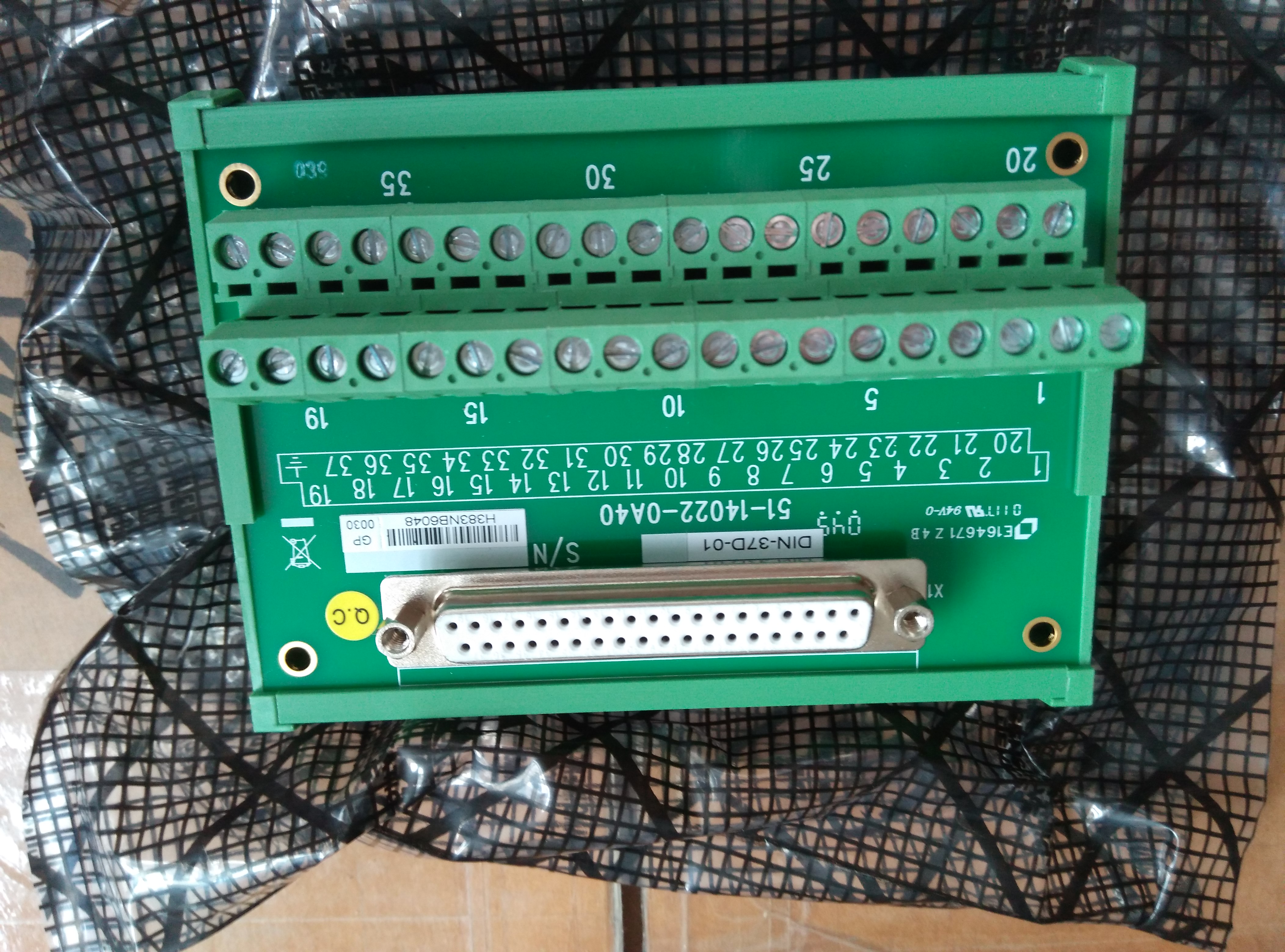 Ling Hua DIN-37D-01 37pin European-style terminal board end subtable alternative to research HuaDAM-3937