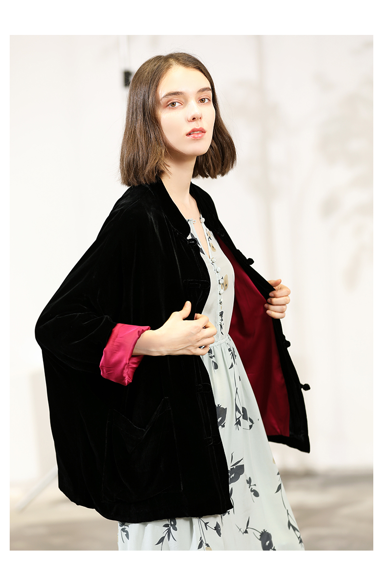 Xuân 2019 mới nhung lụa dài phần áo khoác ngắn tay áo bat lỏng retro khóa nhỏ đứng cổ áo quần áo phụ nữ - Áo khoác ngắn áo dạ nữ đẹp