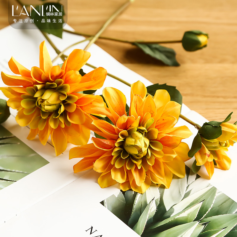 Artificial flowers, fake flowers, silk flowers, plastic flower vases, living room table decorations, flower arrangements, dried flowers, small fresh decorations