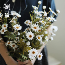 Indoor simulation flower fake flower high chrysanthemum wild chrysanthemum pastoral small daisies dried floral arrangement cloth flower decoration flower bouquet