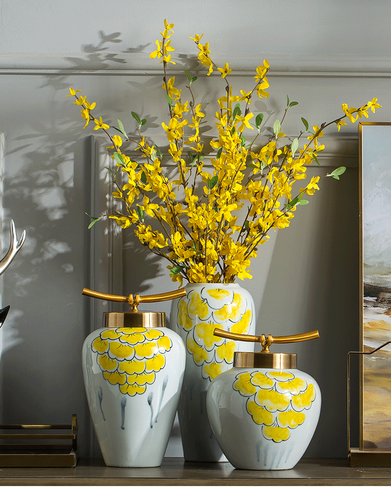 Jingdezhen ceramic vase Nordic I and contracted decorate furnishing articles creative floret bottle desktop flower arranging pottery vase
