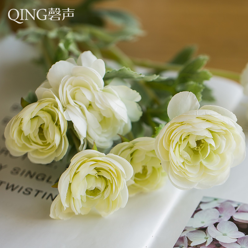 American pastoral simulation flower, plant flowers, silk flower vase decoration in the living room table ornament porcelain of dried flower arranging flowers