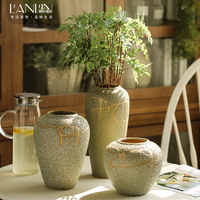 Ceramic vase swing piece Creative Living Room Tea Table Coarse Pottery Jar Flower Arrangement Dry flower European style Table Face Minimalist Modern Adornment