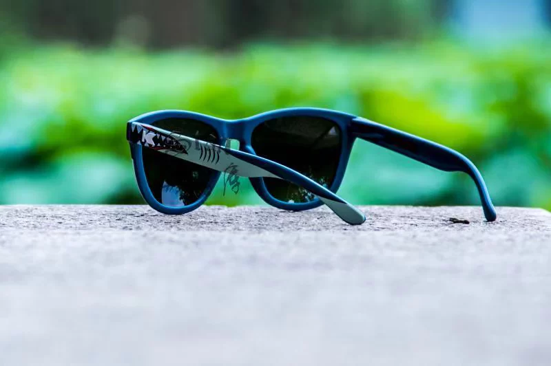 Американские солнцезащитные очки Knockaround лимитированная серия Shark Week против падения эластичная рама