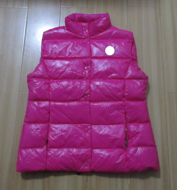 The global limited edition down emperor recommends the goddess stand-up collar rose red mahogany star warm down vest in autumn and winter