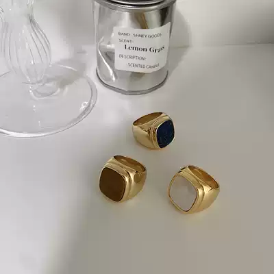 ins niche design simple retro fashion personality natural stone Shirakawa scallop wide version ring personality net red tide