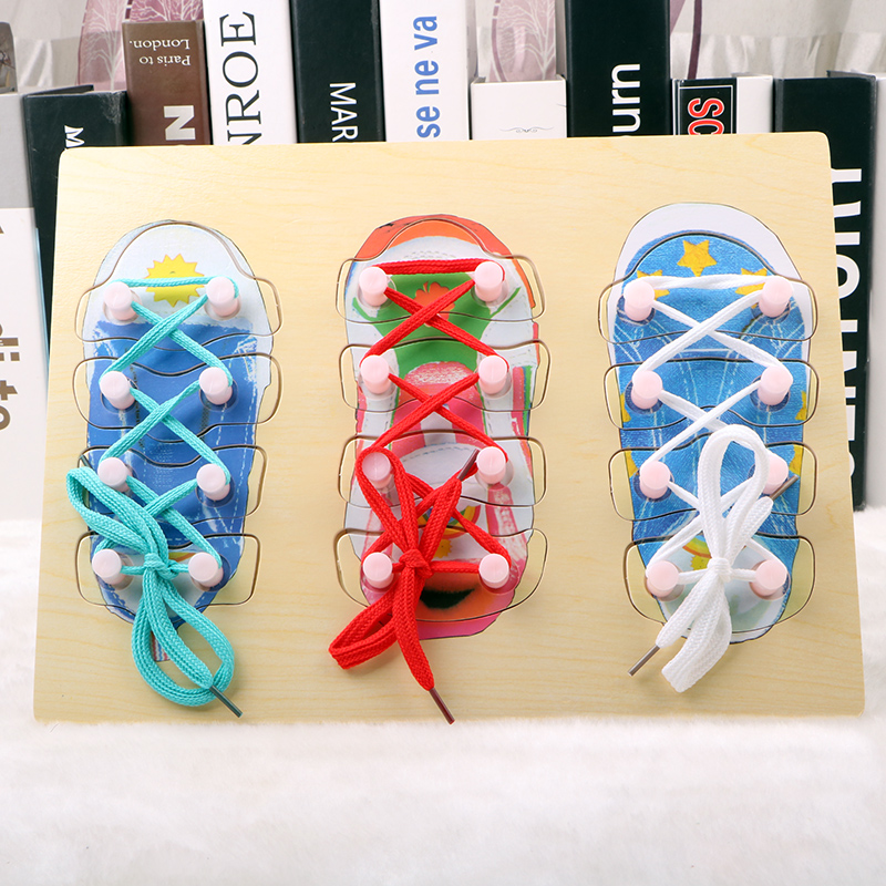 Monsoon children Early teaching wooden wearing shoes with tie-laces Laces Jigsaw Puzzle Puzzle Threading Practice Nursery School Professional toys