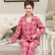 Đồ ngủ cho bà mẹ trung niên mùa xuân và mùa thu cotton thuần mặc nhà phụ nữ dài tay mùa thu và mùa đông cho người trung niên và người lớn tuổi phù hợp với quá khổ - Bên ngoài ăn mặc