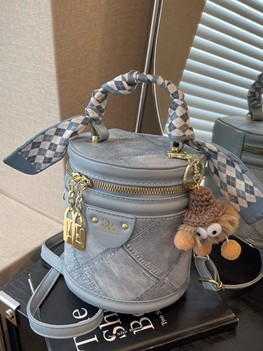 Небольшая дизайнерская сумка, портативная барсетка, в западном стиле