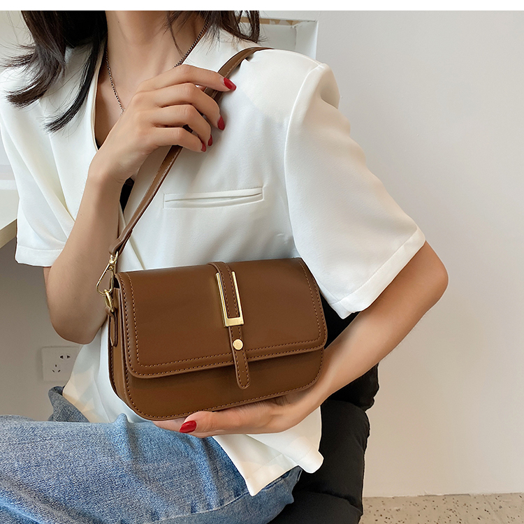 Nihaojewelry Wholesale Fashion Solid Color Single Shoulder Armpit Small Square Bag display picture 14