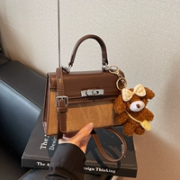 Коричневая подвеска