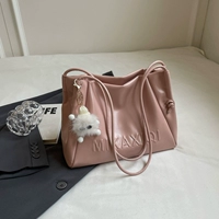 Розовая подвеска