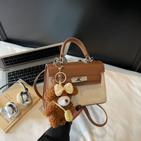 Белая подвеска