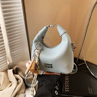 Синяя подвеска