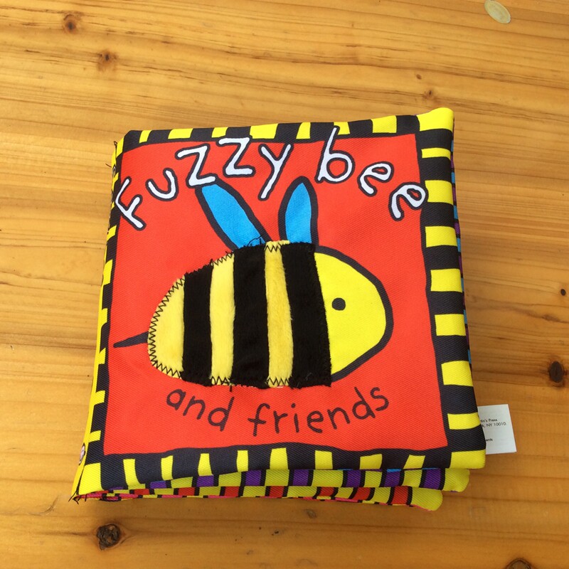 Full 58 yuan American brand baby touch baby cloth book English three-dimensional insect world baby toy