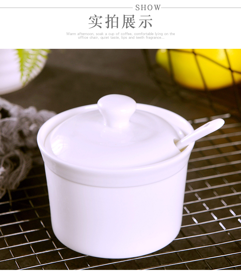 Pure white ipads porcelain jingdezhen seasoning as cans with seasoning sauce spoon household of Chinese style kitchen ceramic jar of a single pack