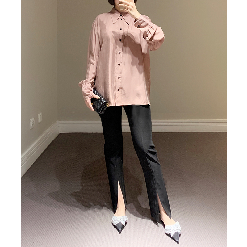 The Romantic Elegant Le Phantom Style Woman Taste Scissors Collar Temperament Shirt by Annalémon