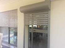 Yangzhou electric window floating window rolling window manual rolling shutter window maintenance customized installation modification electric city free of charge