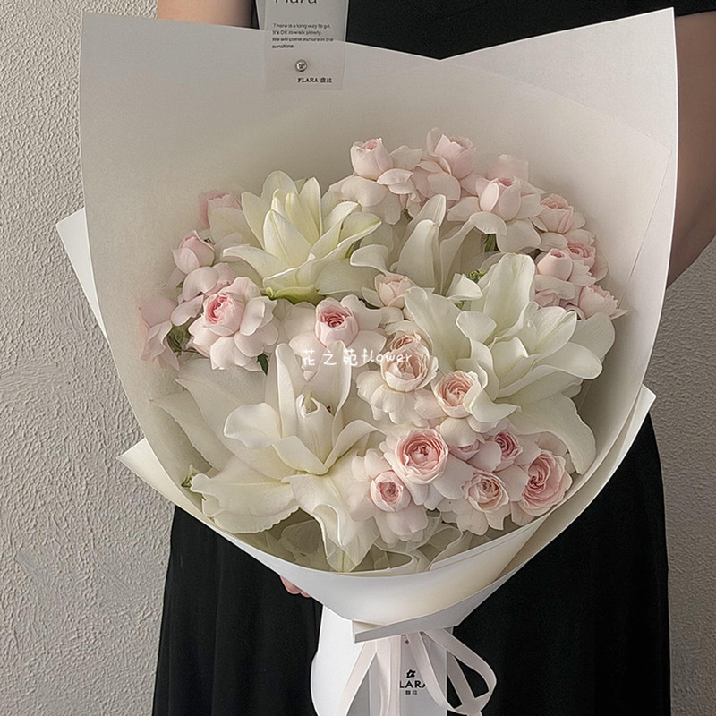 Flower Delivery: Carnations, Lilies, Birthday Bouquets, Flower Shop Delivery Within the Same City in Guiyang, Tongren, Xingyi, Kaili, and Duyun