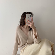 ICTS feedback models are elegant as silk cross V-neck intellectual gentle pit strip wide sleeve shrink waistline wrap knitwear