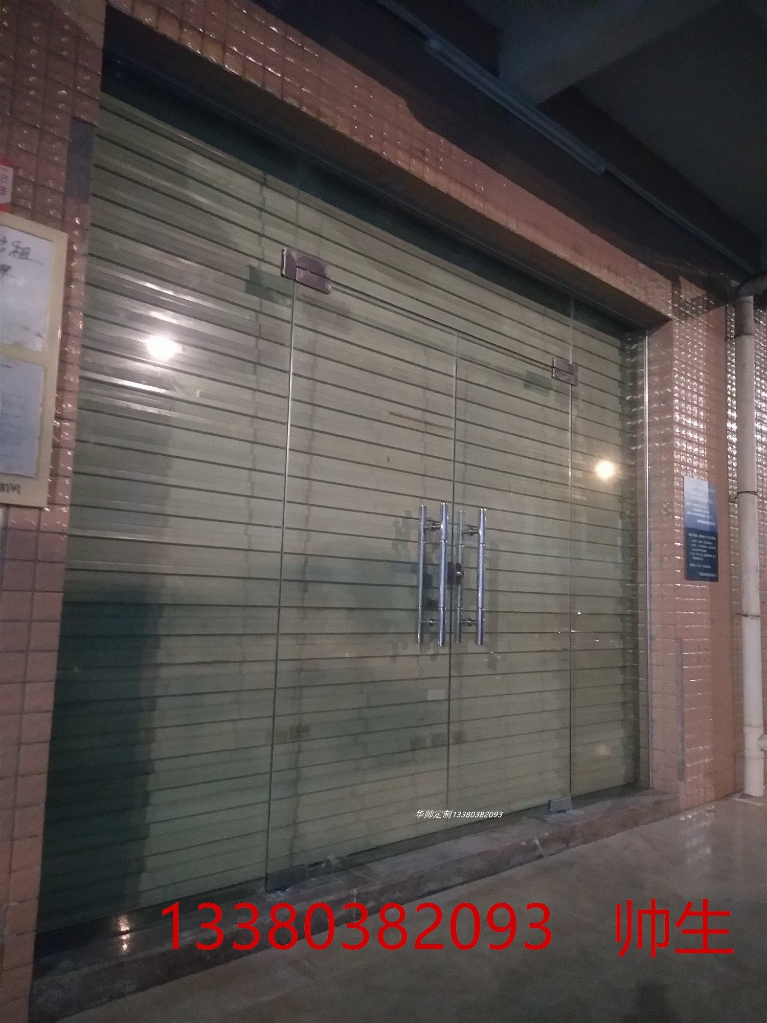 Shenzhen custom tempered glass door shopping mall store glass door stainless steel rose gold black titanium glass door