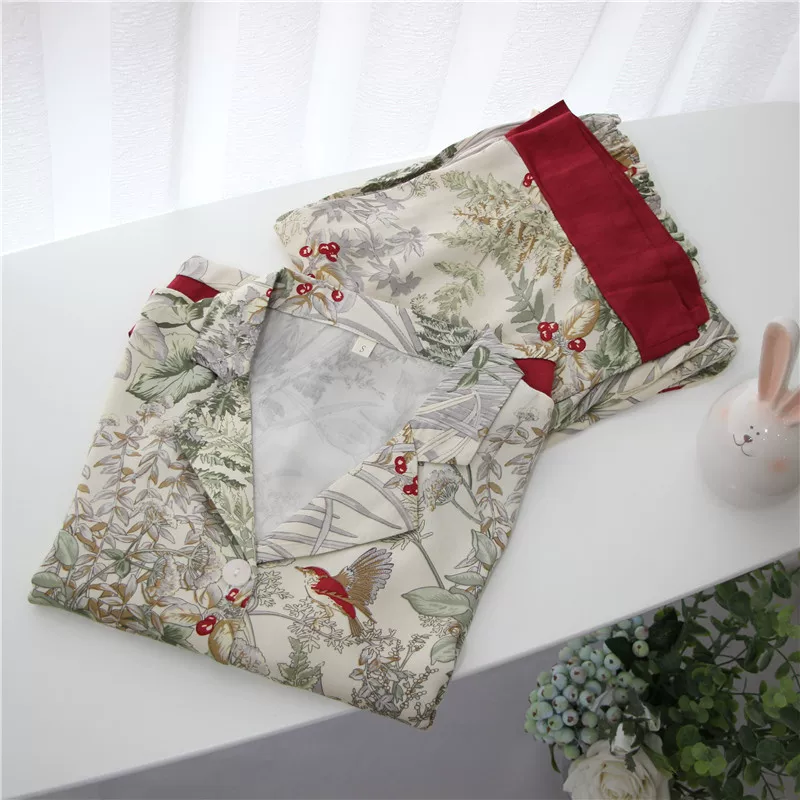 Red long-sleeve, thin summer pijama, print